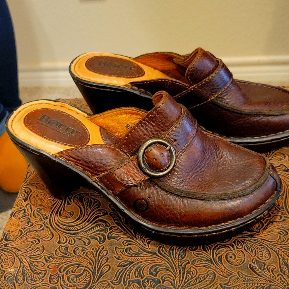 Born clogs size 6